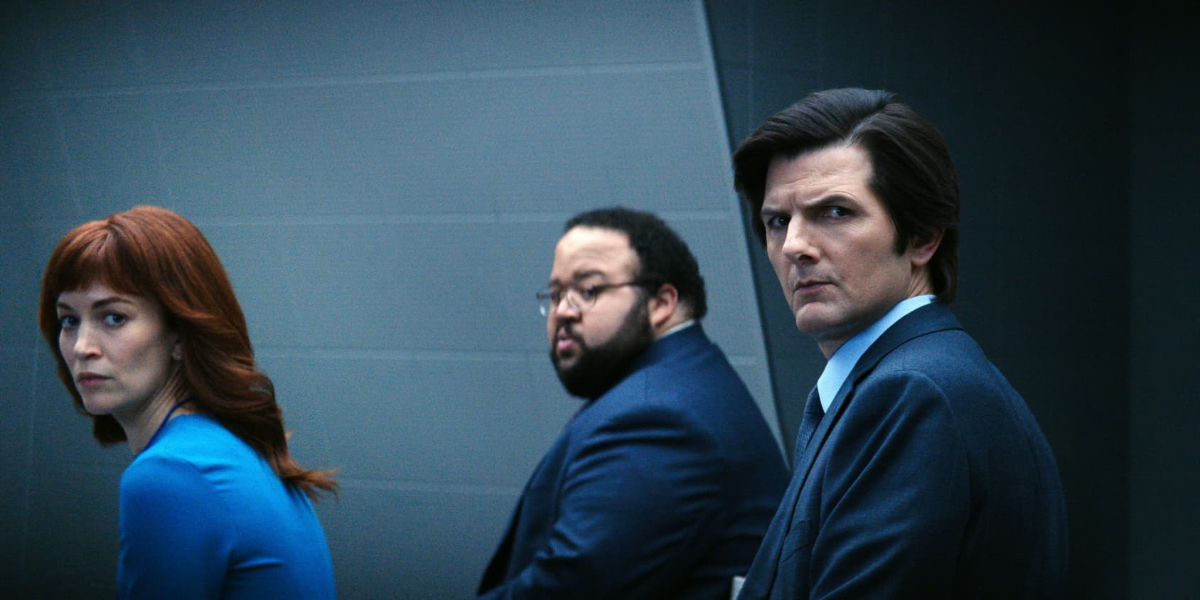 Britt Lower, Zach Cherry et Adam Scott dans ''Severance'', à voir sur Apple TV+.