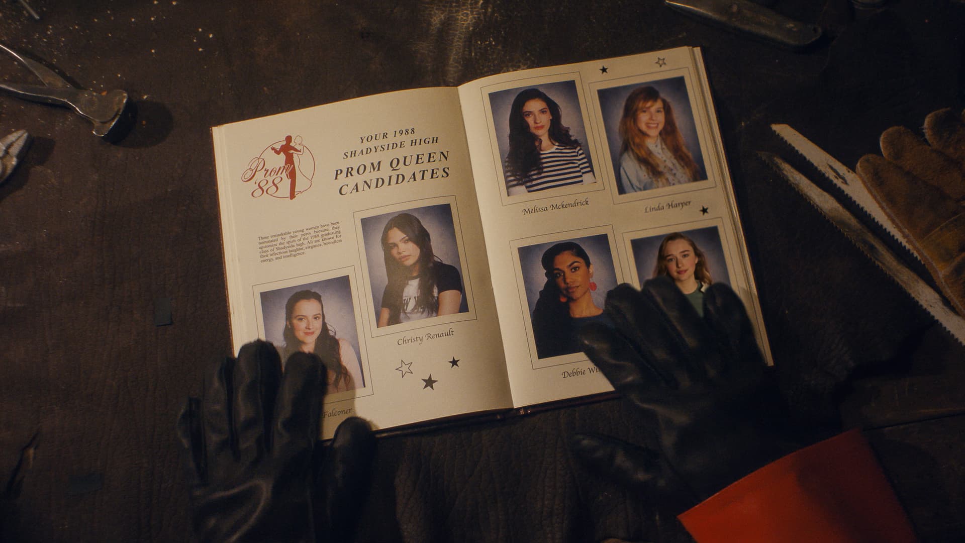 La franchise "Fear Street" est de retour avec un nouveau film intitulé "Fear Street : Prom Queen" qui sortira au courant de l'été 2025 sur Netflix. 