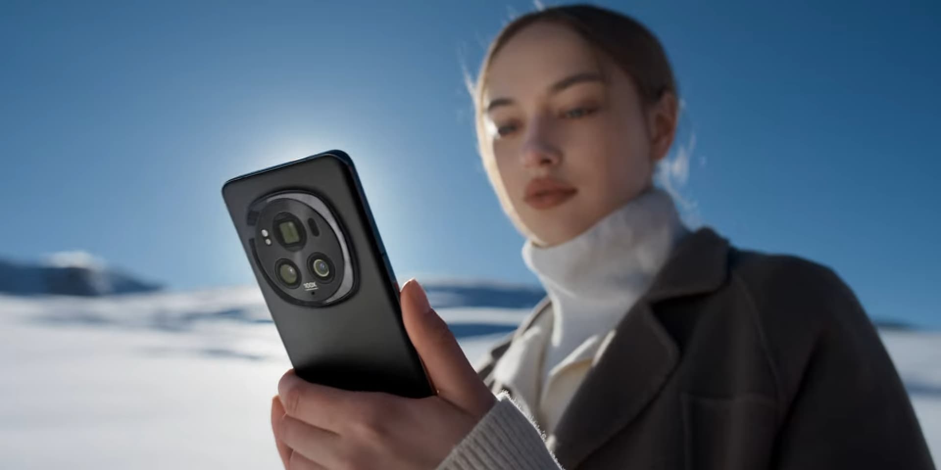 Après avoir découvert le HONOR Magic6 Pro en début d'année, la série HONOR Magic7 fait déjà parler d'elle, plusieurs semaines avant son éventuelle sortie.