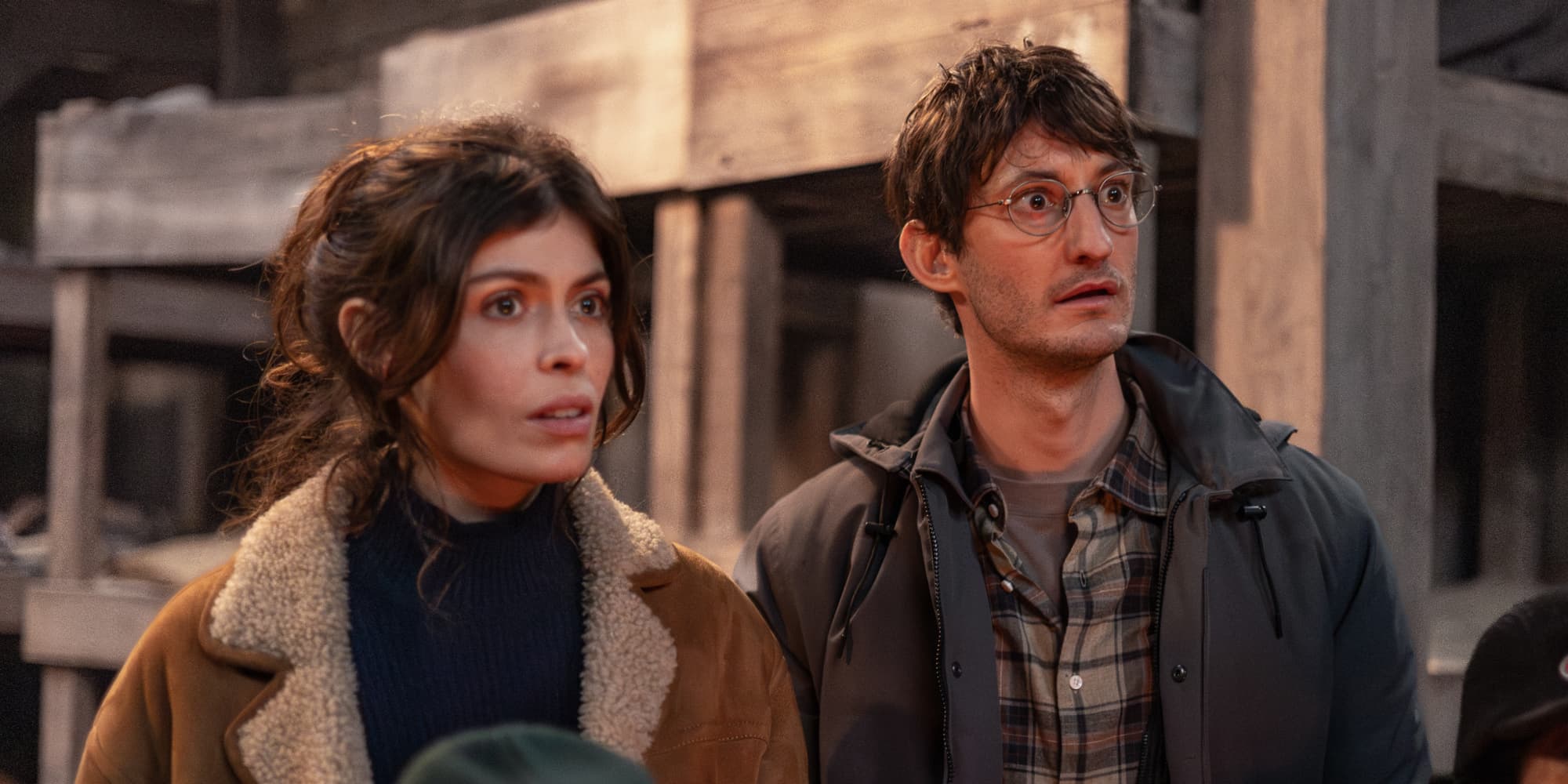 Leslie Medina et Pierre Niney dans la série "Fiasco".