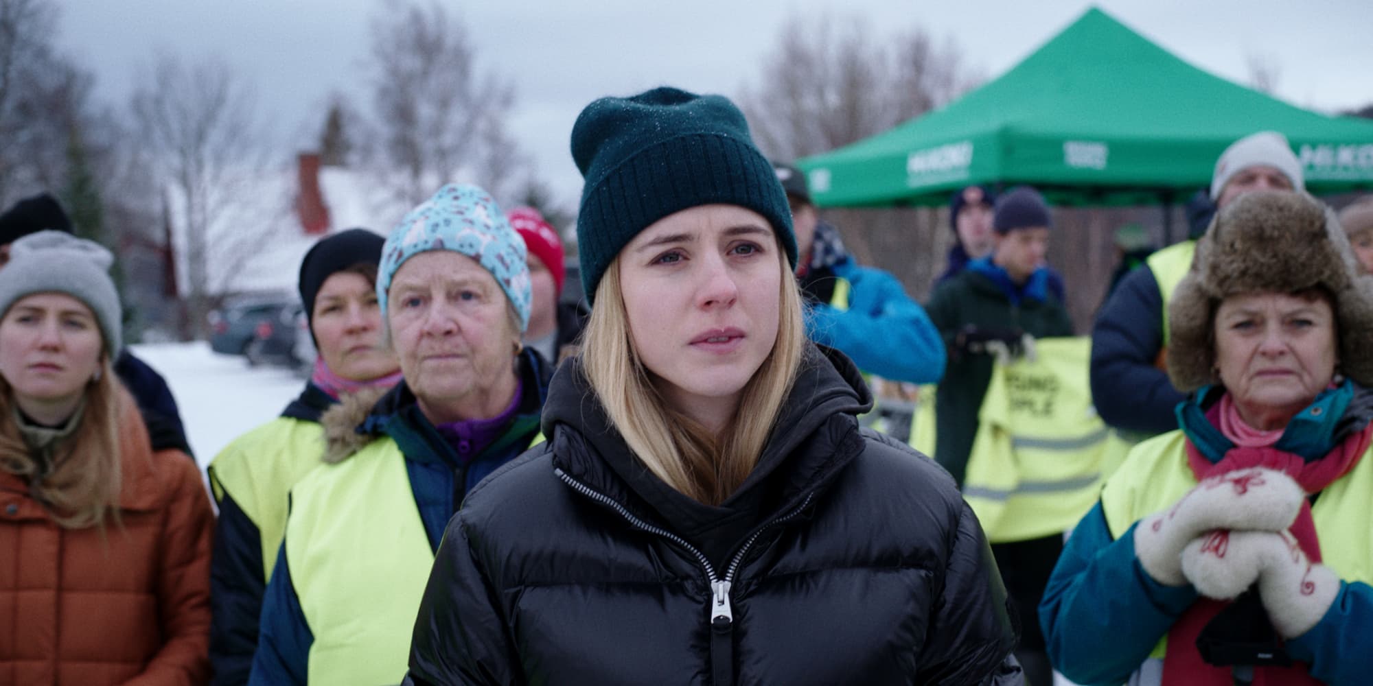 Carla Sehn incarne l'inspectrice Hanna dans la série policière suédoise "Meurtres à Åre", disponible sur Netflix. 