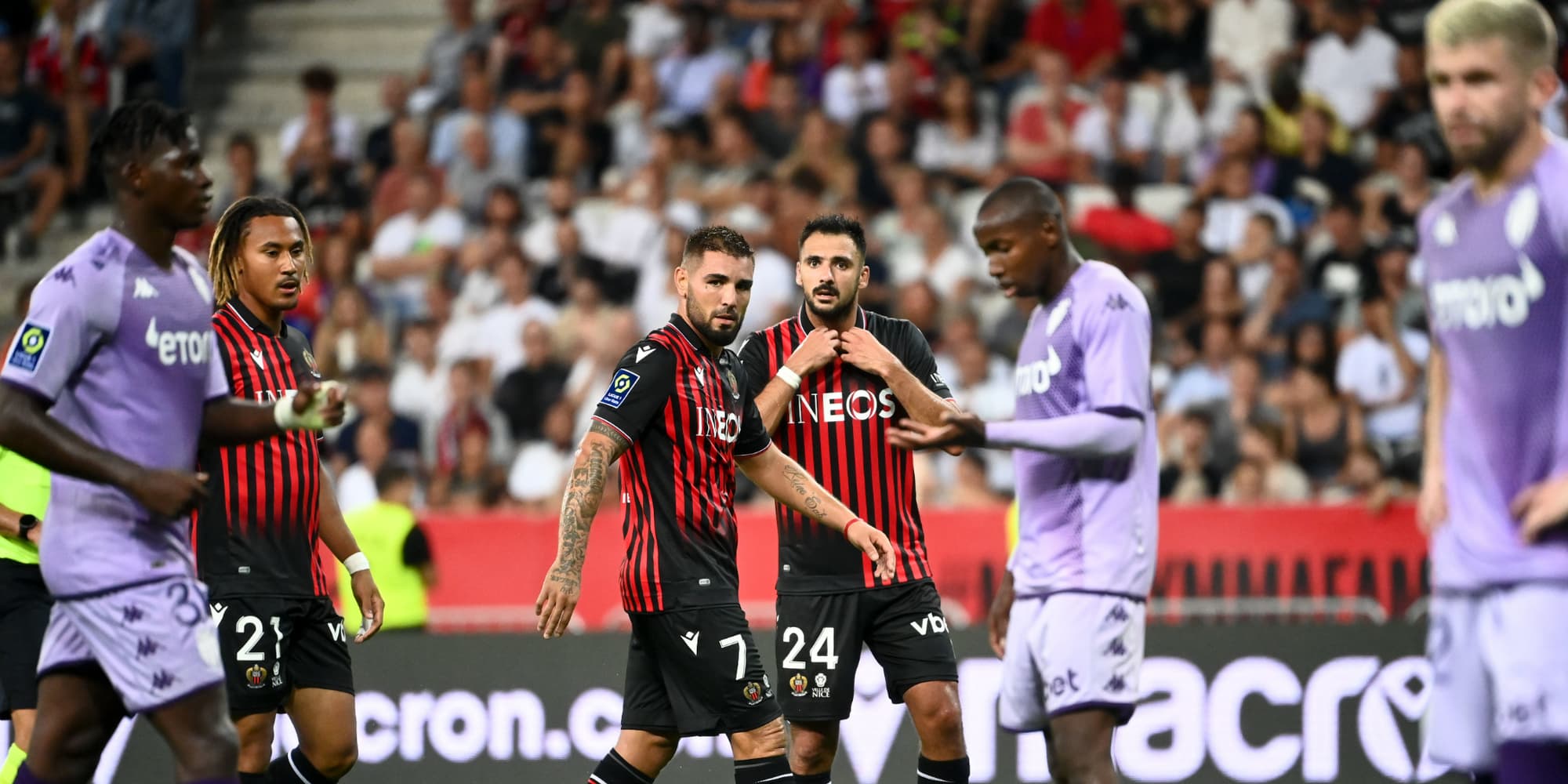 Les joueurs de Nice et Monaco lors du match de Ligue 1, le 4 septembre 2022 à l'Allianz Riviera, Nice