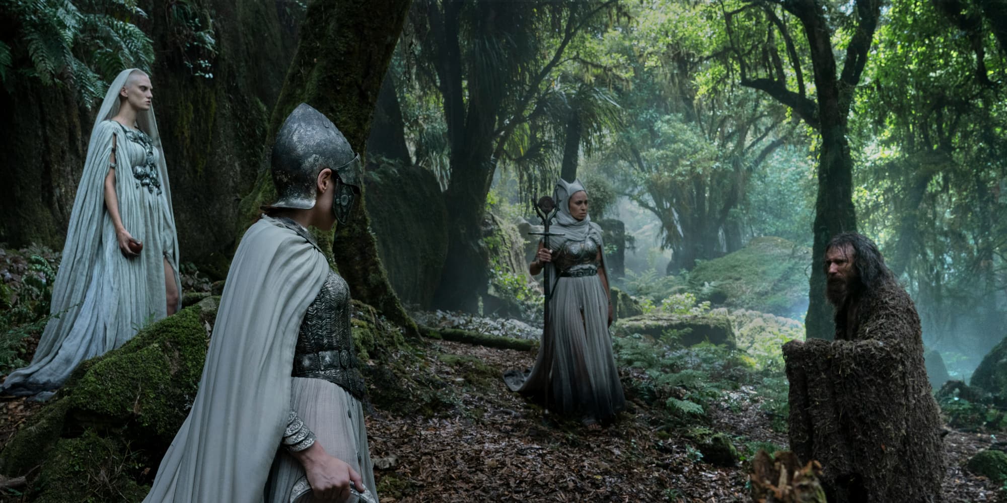 Après la série "Les Anneaux de Pouvoir" (en photo), la franchise du "Seigneur des Anneaux" va revenir au cinéma.