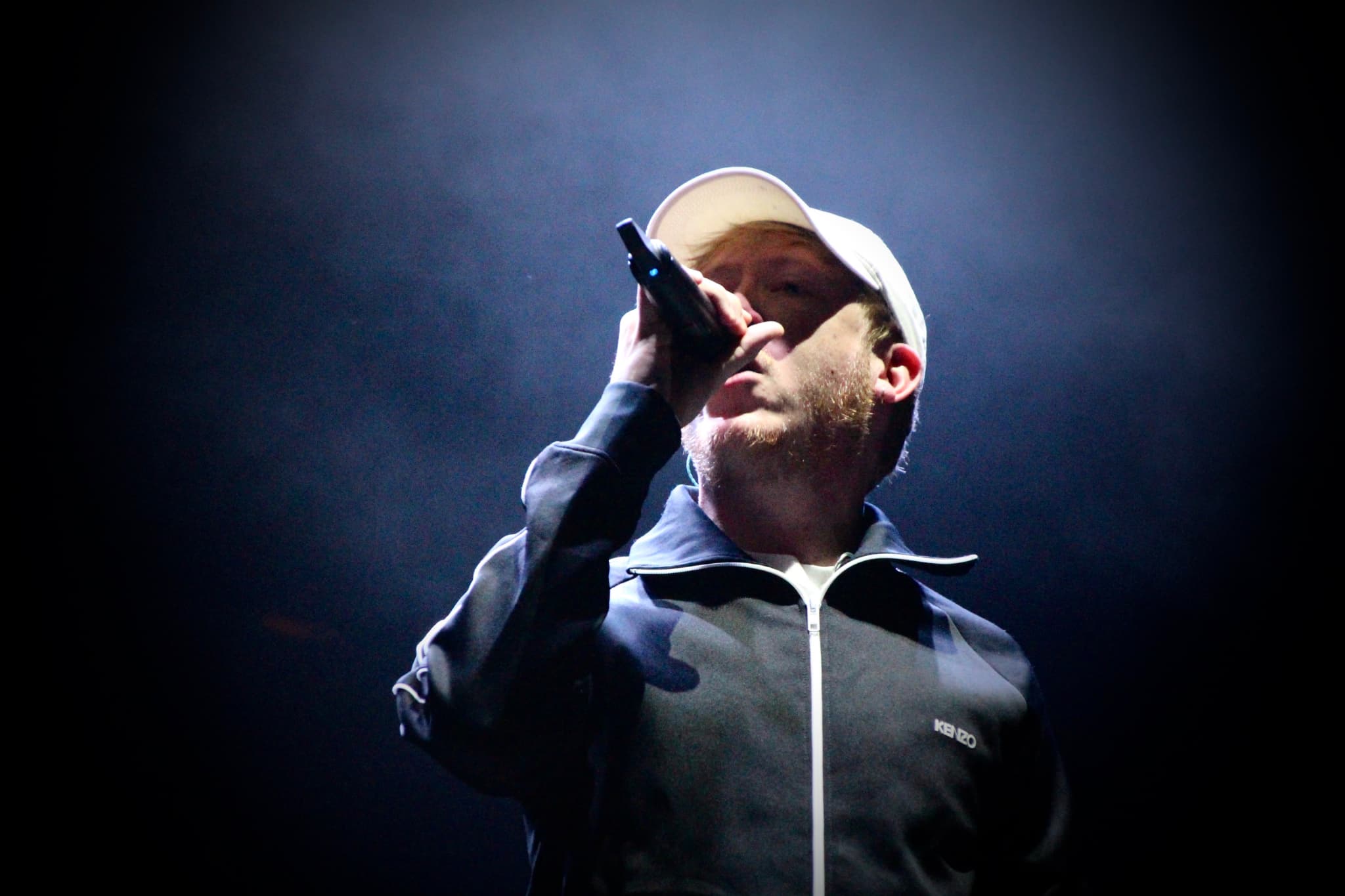 Eddy de Pretto a bouclé comme il se doit la deuxième journée du festival FNAC Live Paris 2019. Eddy de Pretto a bouclé comme il se doit la deuxième journée du festival FNAC Live Paris 2019.