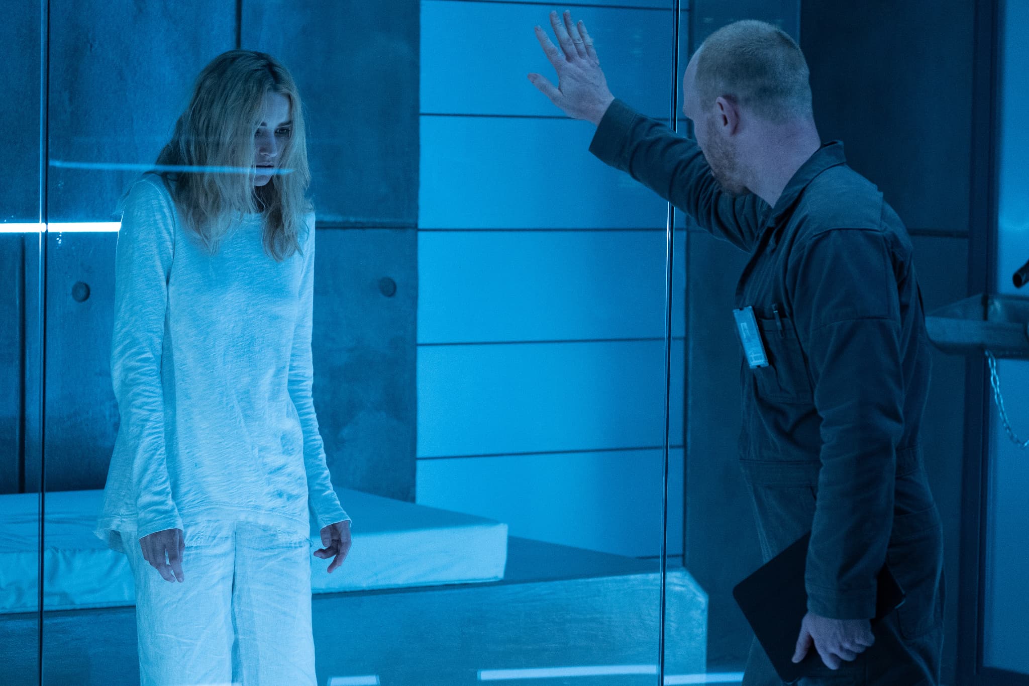 Personne ne veut être touché par le virus dans The Passage sur SYFY. Personne ne veut être touché par le virus dans The Passage sur SYFY.