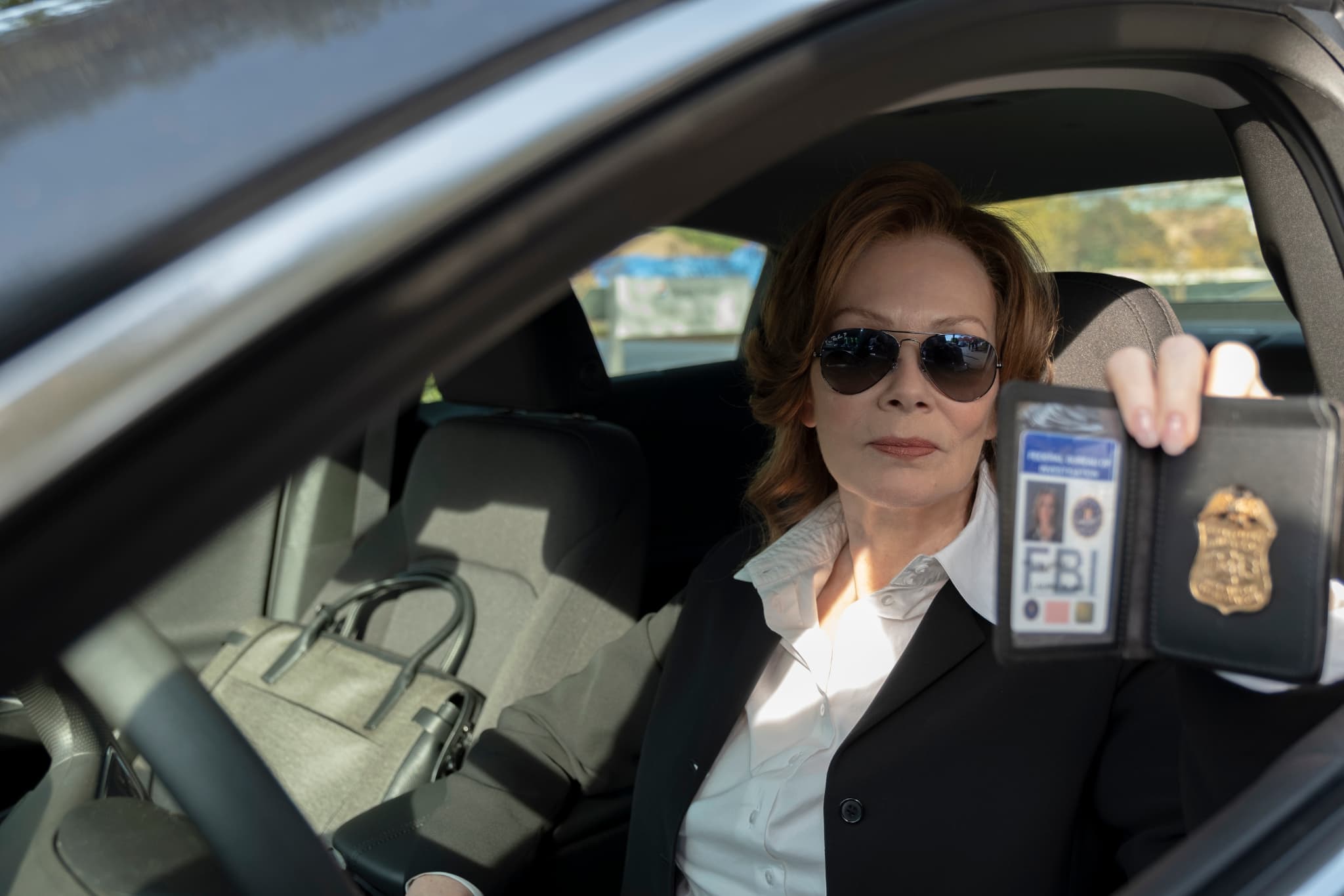 Jean Smart dans le rôle de Spectre Soyeux II dans la série Watchmen. Jean Smart dans le rôle de Spectre Soyeux II dans la série Watchmen.