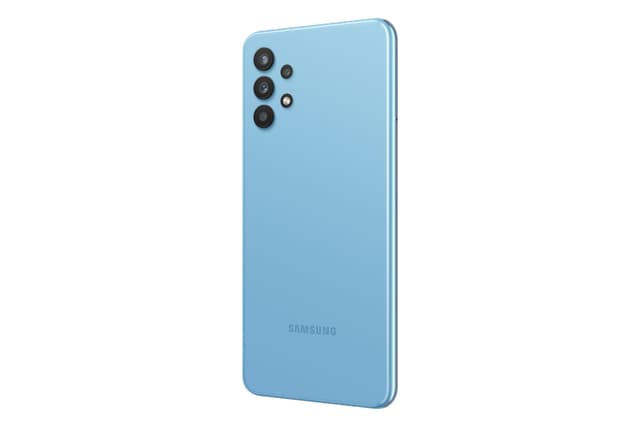 L'arrière du Samsung Galaxy A32 5G présente un joli bloc quadruple capteur photo