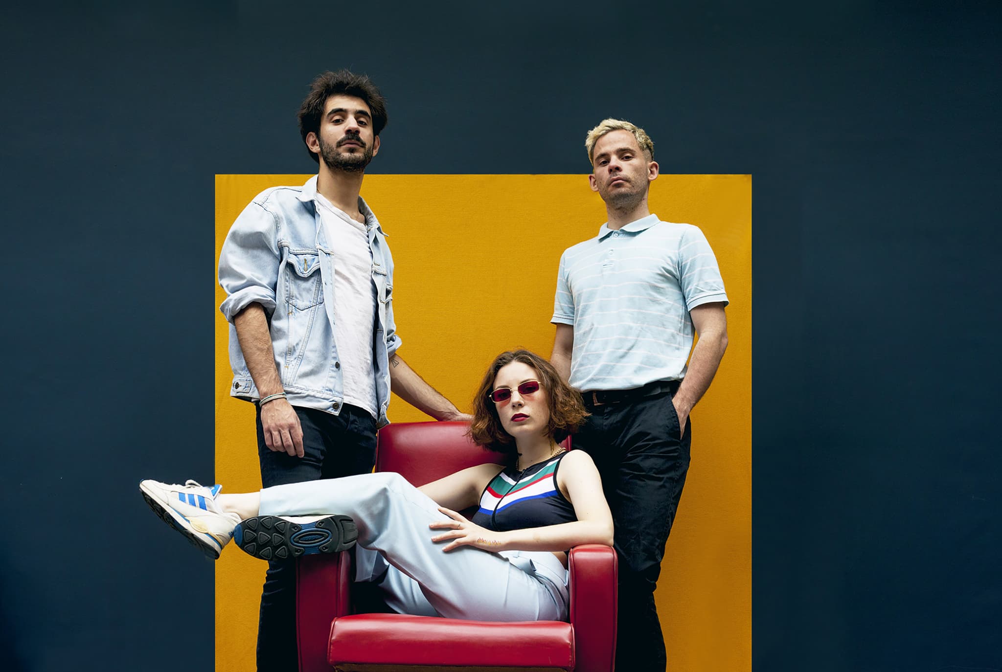 Raphaël, Adélaïde et Renaud sont le trio de tête de Therapie TAXI. Raphaël, Adélaïde et Renaud sont le trio de tête de Therapie TAXI.