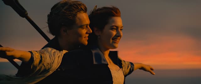 Le couple légendaire du film Titanic, personnage d'une histoire d'amour déchirante.