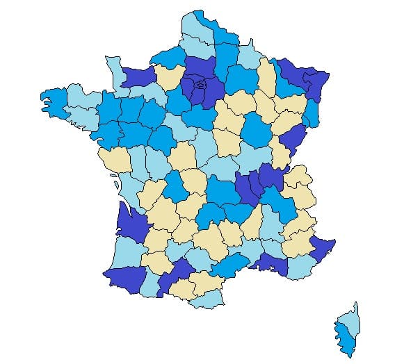 La carte de France de la fibre optique par département. Plus on se rapproche du bleu foncé, plus votre logement est susceptible d’être éligible au très haut débit.