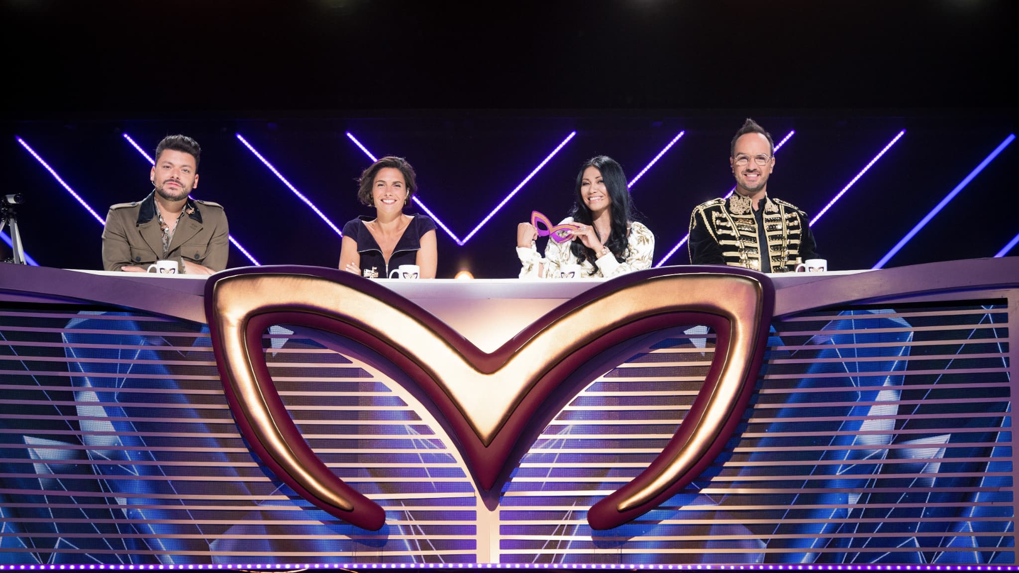 Kev Adams, Alessandra Sublet, Anggun et Jarry, les enquêteurs de Mask Singer sur TF1. Kev Adams, Alessandra Sublet, Anggun et Jarry, les enquêteurs de Mask Singer sur TF1.
