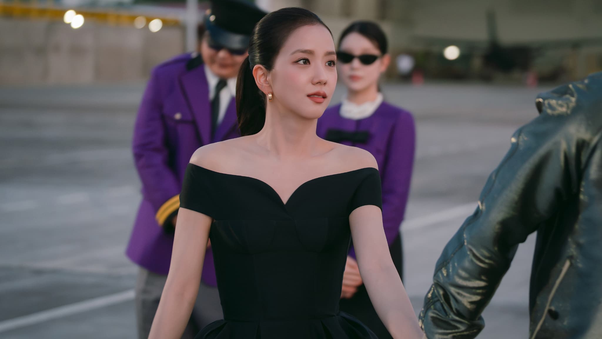 Voici un premier aperçu de la série "Boyfriend on Demand" ! Voici un premier aperçu de la série "Boyfriend on Demand" !