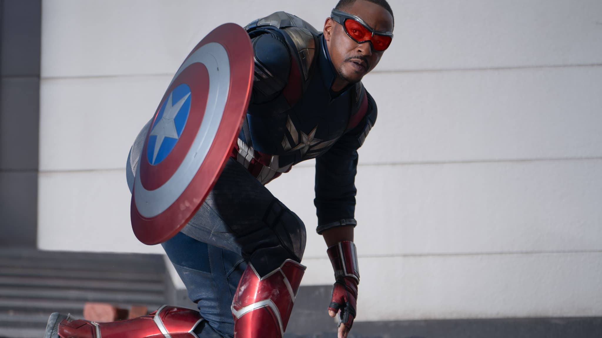 Anthony Mackie en Captain America dans ''Captain America Brave New World''