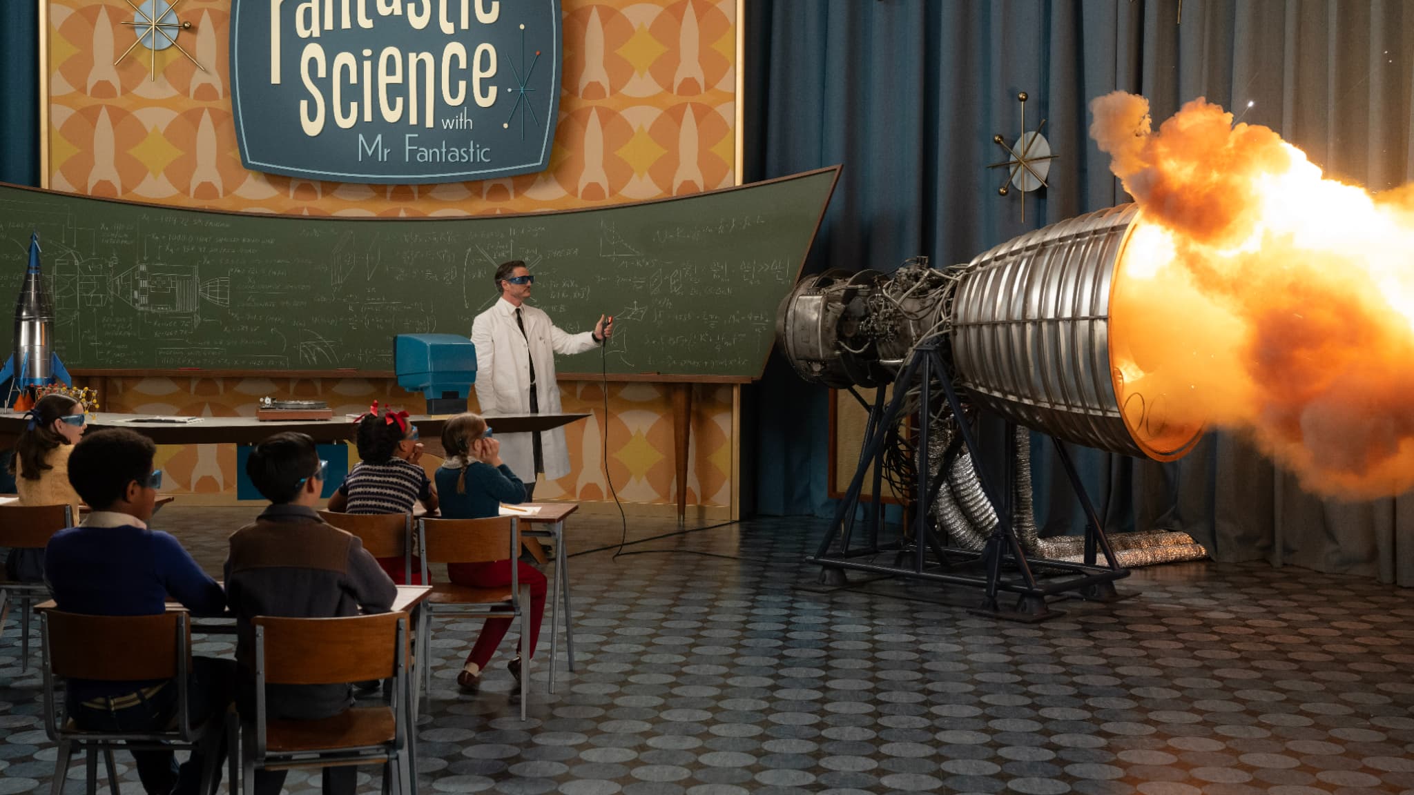 L'esthétique rétrofuturisme puise dans notre imaginaire actuel relatif aux années 1950 L'esthétique rétrofuturisme puise dans notre imaginaire actuel relatif aux années 1950