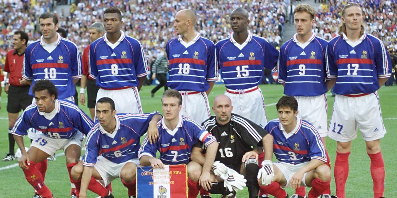 L'équipe de France lors de la finale de la Coupe du Monde 1998, au Stade de France à Saint-Denis