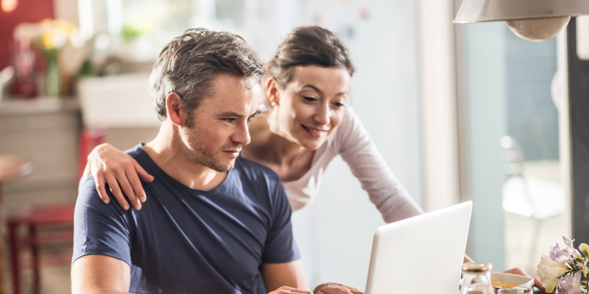 Si votre réseau wifi n'est pas sécurisé, des individus malveillants peuvent accéder à votre connexion internet et vos données personnelles.