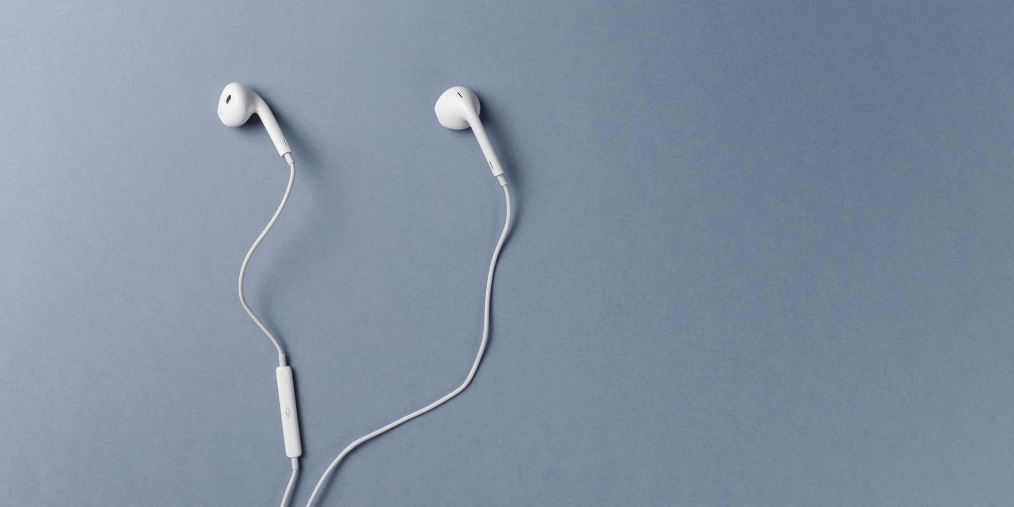 Grâce au Youtubeur Ken Pillonel, vous pourrez peut-être transformer vos vieux AirPods en écouteurs filaires