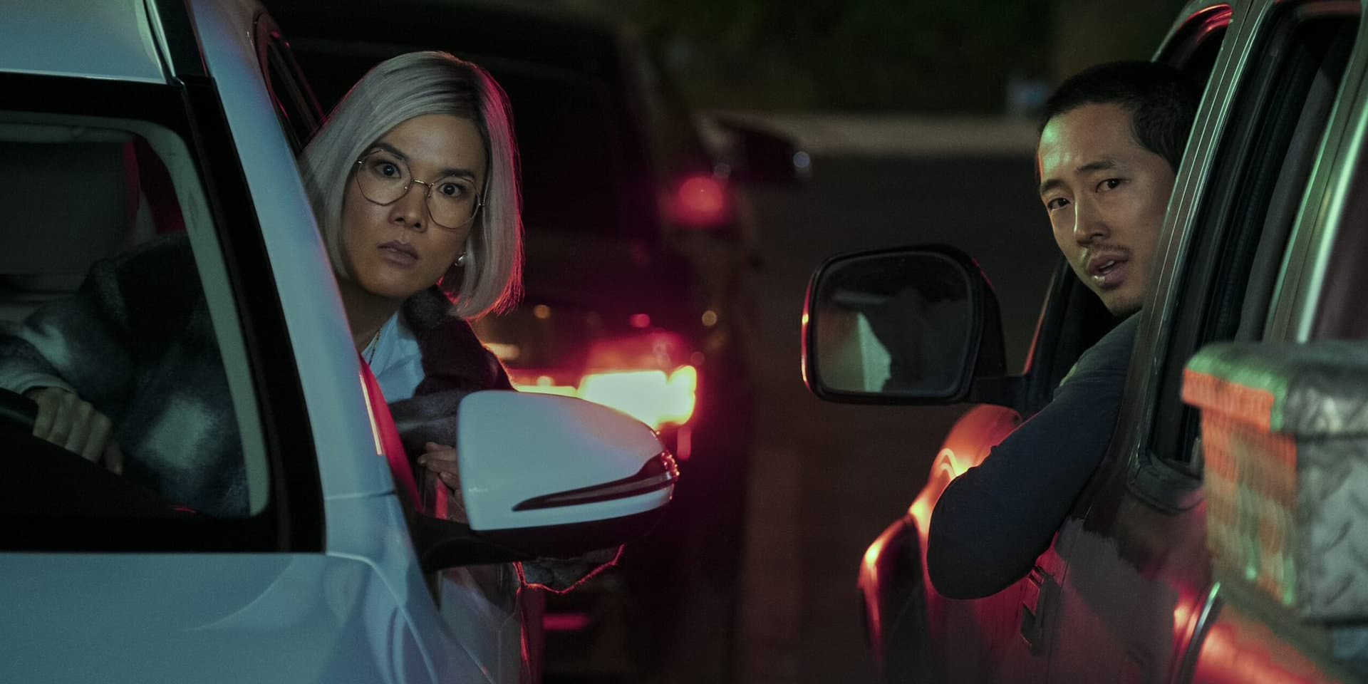 Qui succédera à Ali Wong et Steven Yeun dans la saison 2 de la série ''Acharnés'' ?