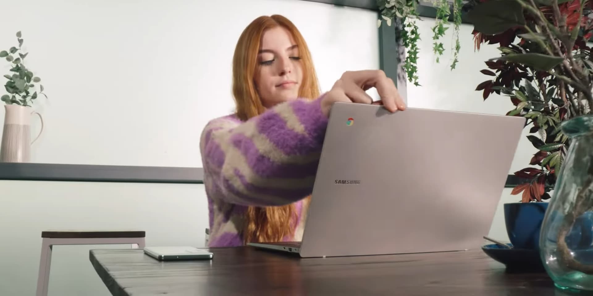 Profitez d'un bon plan Samsung irrésistible, avec un Galaxy Chromebook Go offert pour l'achat d'un smartphone Galaxy dernier cri !