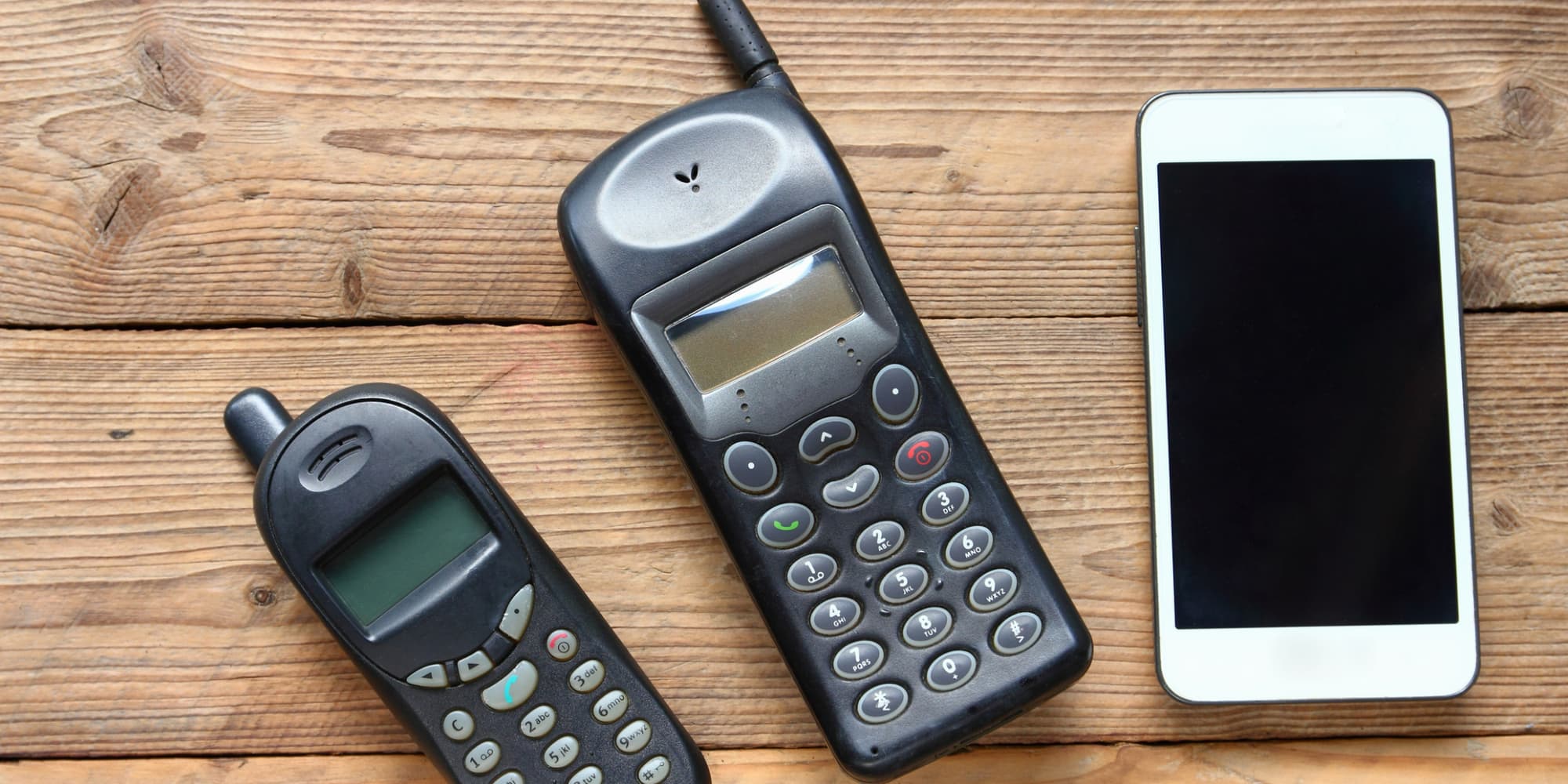 50 Ans Du T l phone Portable Son volution En 10 Dates SFR ACTUS 50 Ans Du T l phone Portable Son volution En 10 Dates SFR ACTUS