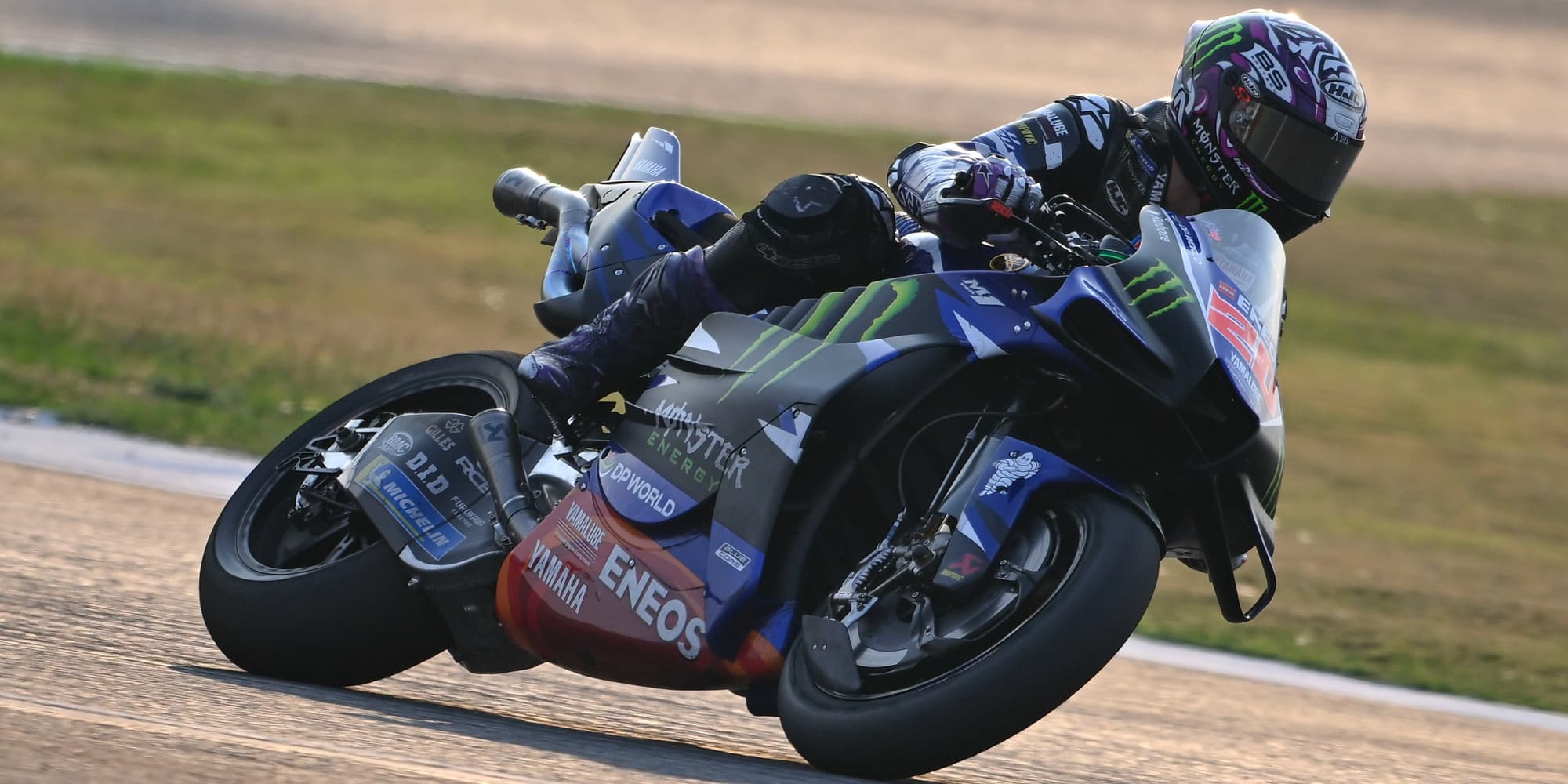 Le Français Fabio Quartararo (Yamaha Motor Racing) lors des tests de MotoGP sur le Circuit international de Buriram (Thaïlande), le 22 février 2026.