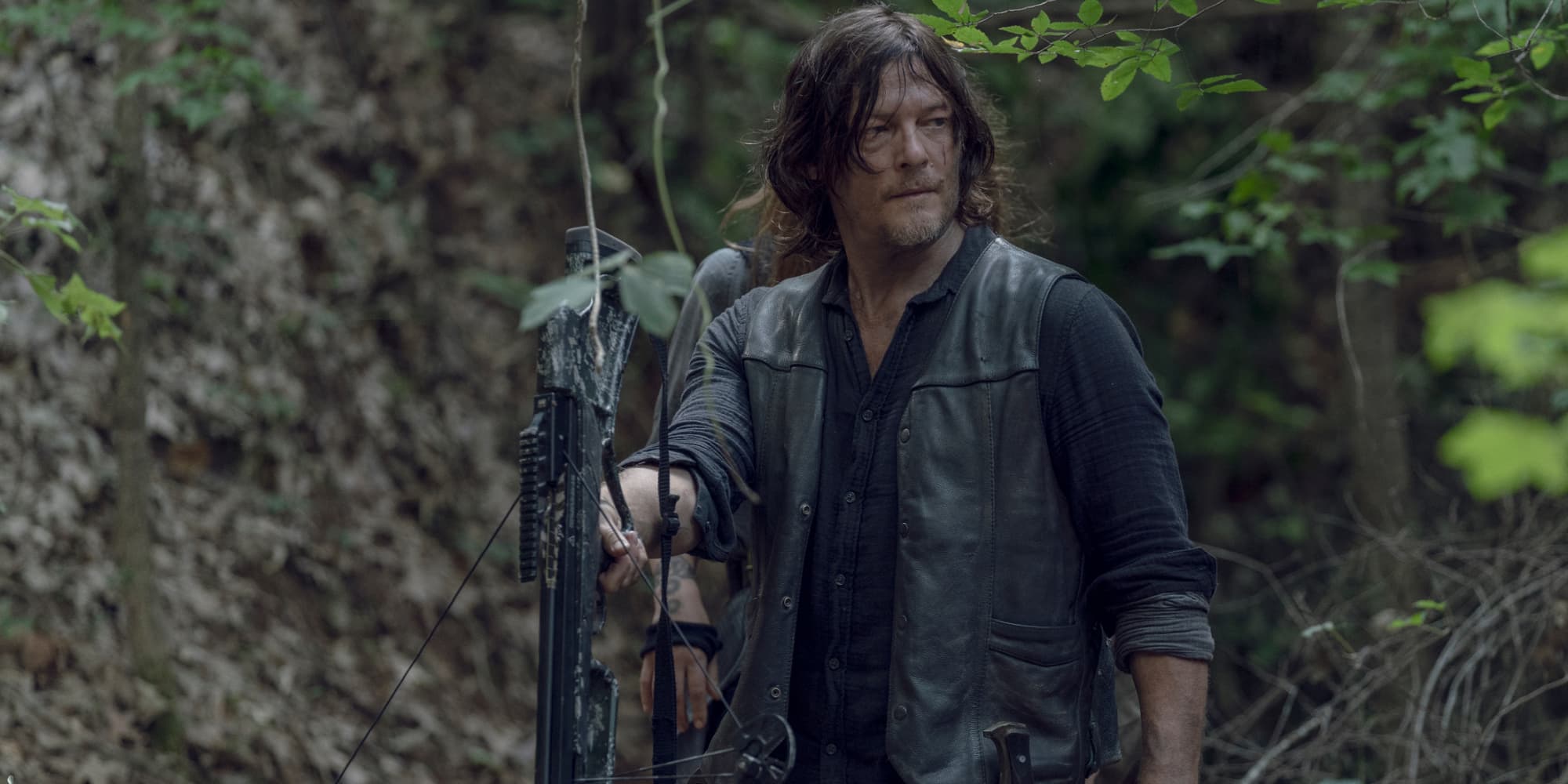 Daryl sera de retour avec son arbalète dans l'un des 6 épisodes bonus de la saison 10 de The Walking Dead