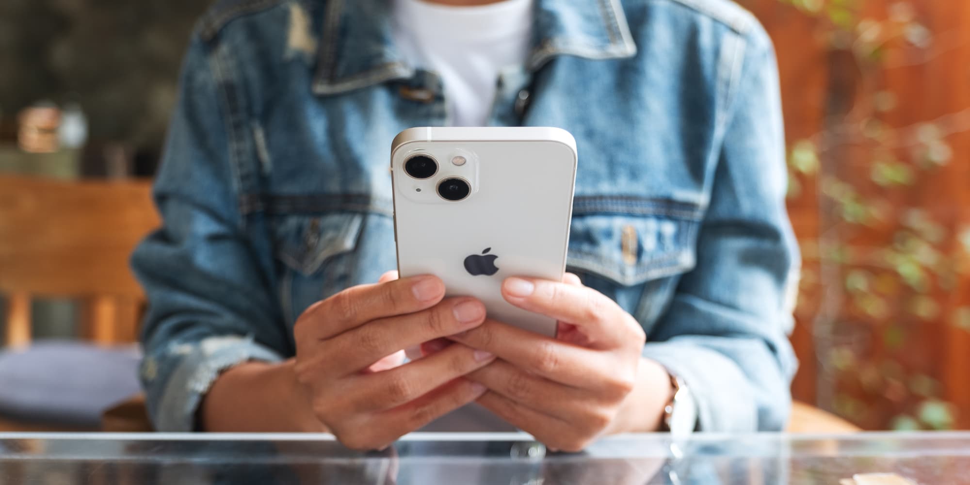 Cinq smartphones à petit prix, dont l'iPhone 13, pour la 5G week de SFR