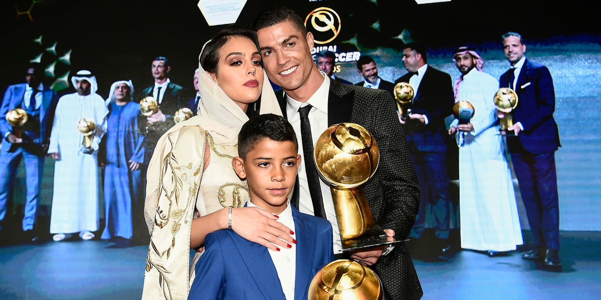 Cristiano Ronaldo, Georgina Rodriguez et Cristiano Ronaldo Jr aux 433 Fans Awards à Dubai, le 3 janvier 2019