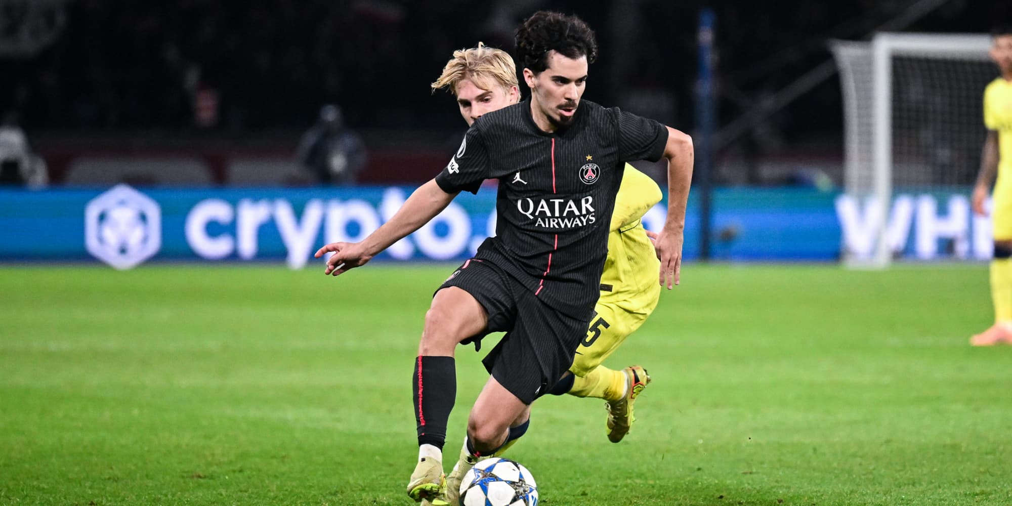 Vitinha lors du match de Ligue des Champions opposant le PSG à Tottenham, le 26 novembre 2025 au Parc des Princes (Paris). 