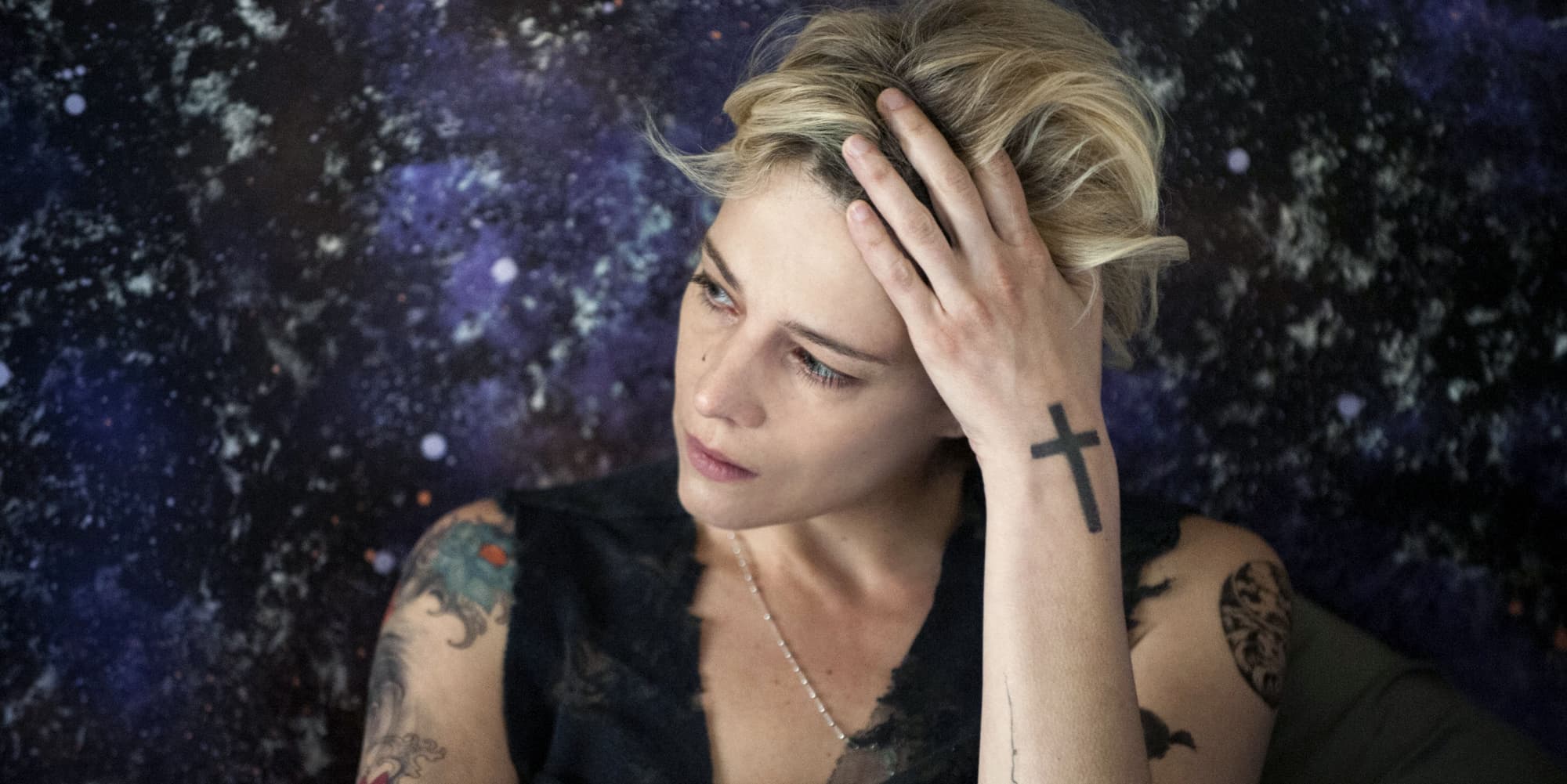 Céline Sallete incarne La Hyène dans la saison 1 de Vernon Subutex 