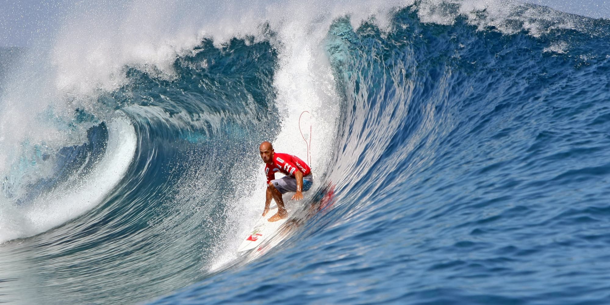 Kelly Slater lors des Billabong Pro Tahiti, dans l'océan Pacifique.