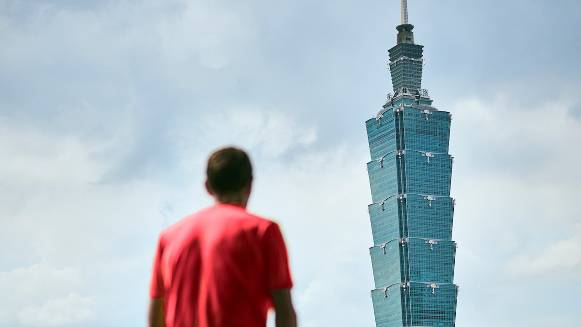 Alex Honnold : comment suivre son ascension du Taipei 101 en direct ...