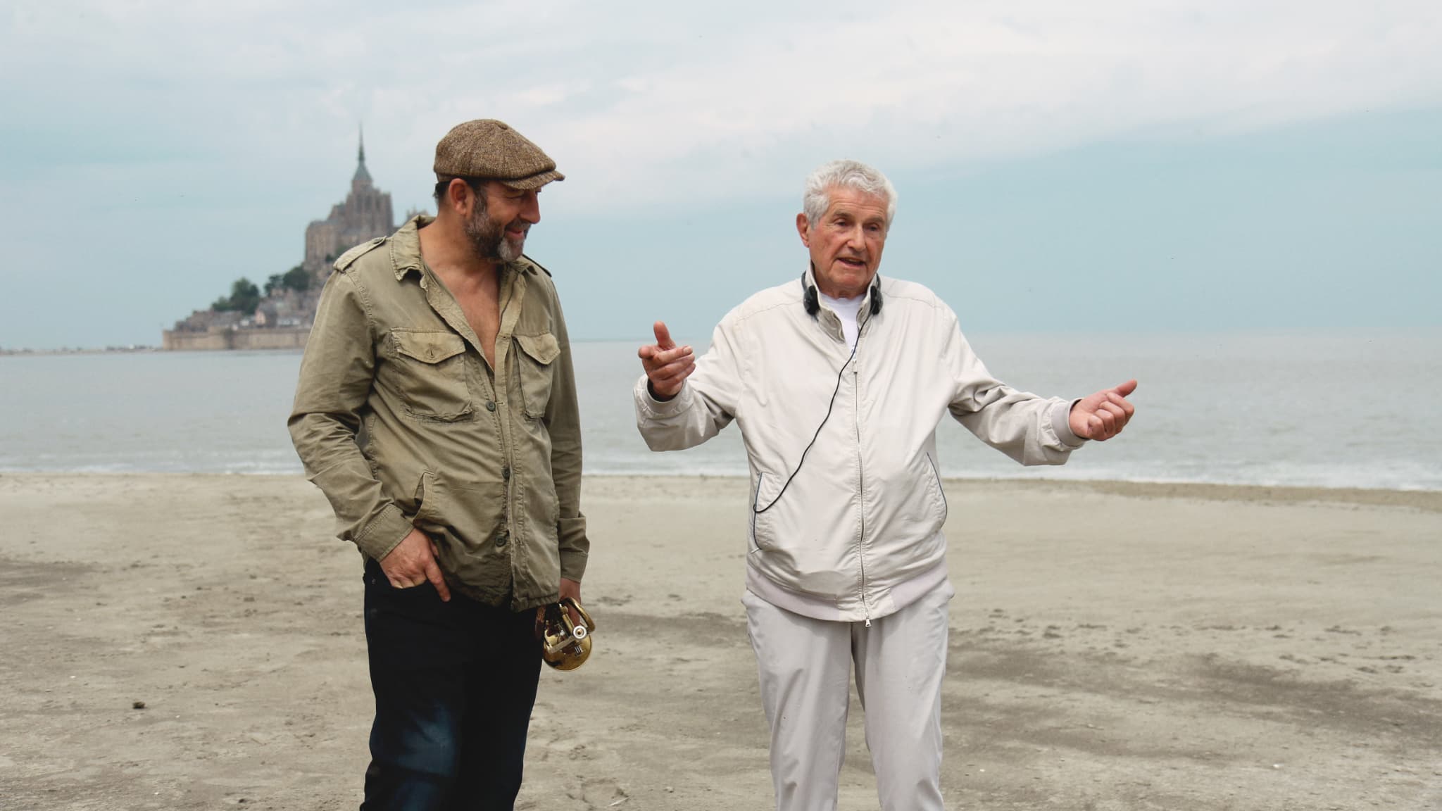 Kad Merad et Claude Lelouch sur le tournage du film "Finalement".