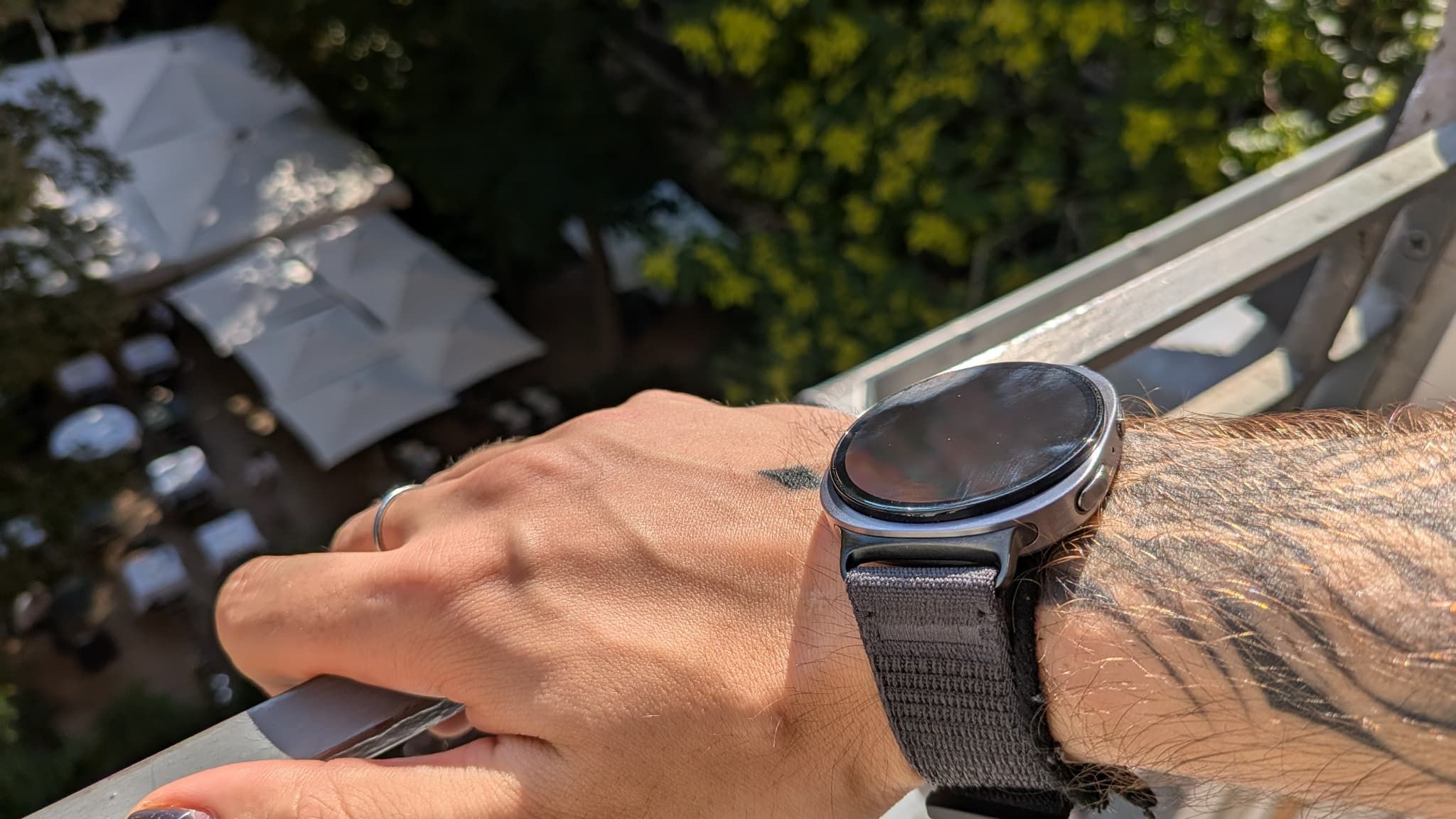 La Samsung Galaxy Watch8 testée durant l'événement Galaxy Unpacked La Samsung Galaxy Watch8 testée durant l'événement Galaxy Unpacked