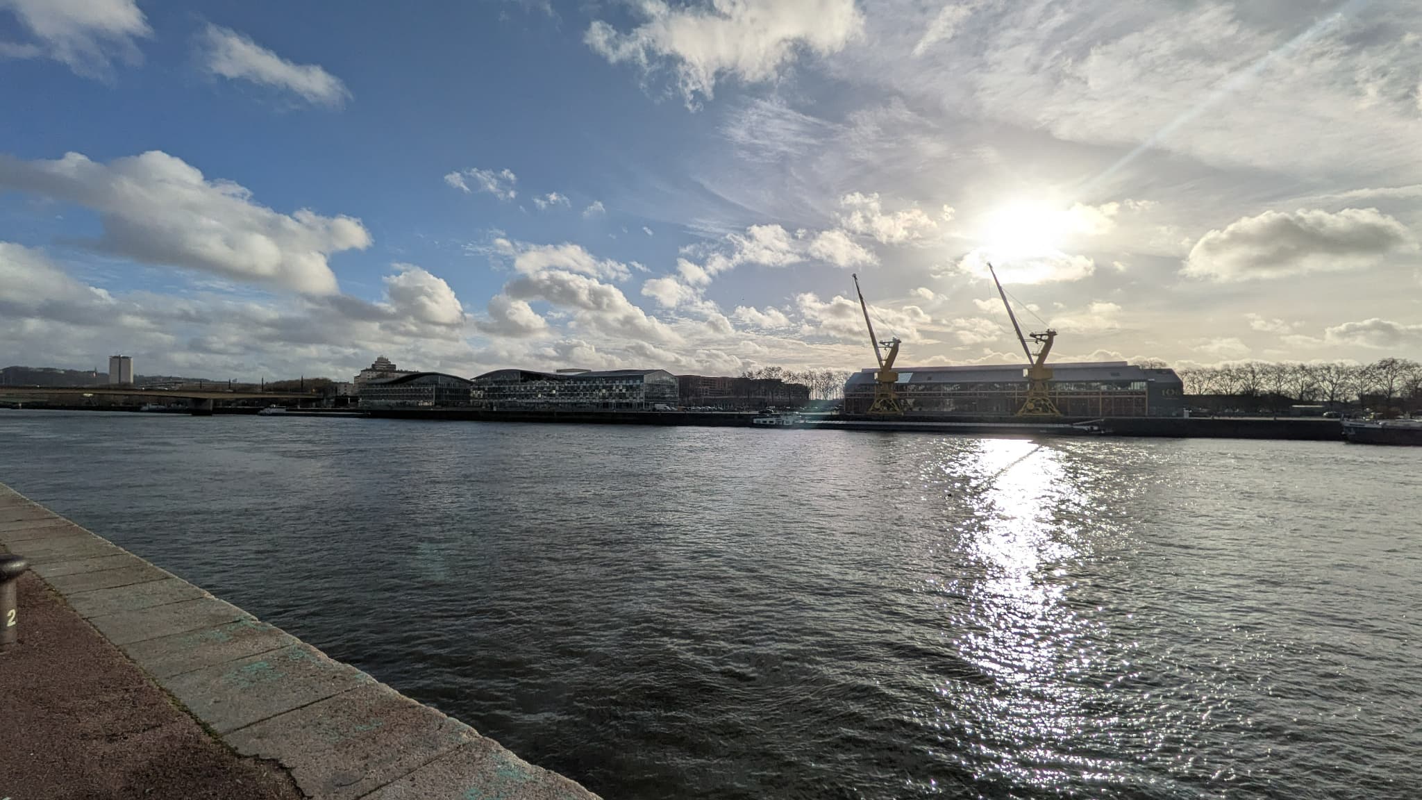 L'ultra grand-angle conserve une belle netteté.