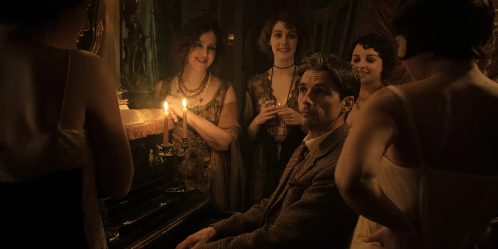 Maurice Ravel, incarné par Raphaël Personnaz, dans le film "Boléro".