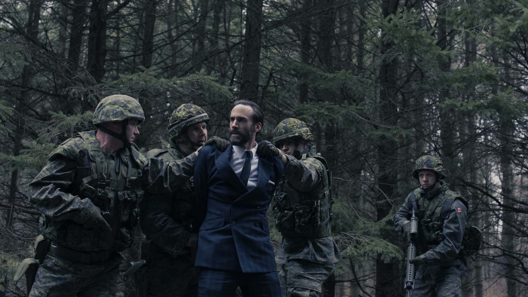 Le moment où Fred Waterford a compris qu'il était dangereux de se promener dans les bois Le moment où Fred Waterford a compris qu'il était dangereux de se promener dans les bois