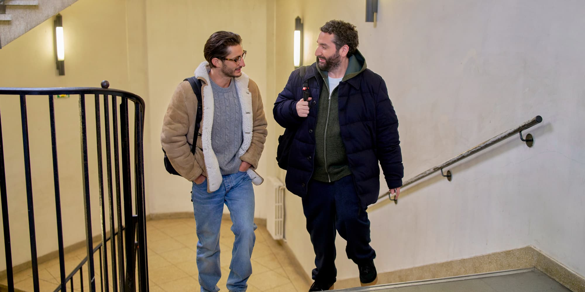 Pierre Niney et Mouloud Achour retournent au lycée dans "La Grande Classe", à découvrir ce 27 janvier sur Canal+.