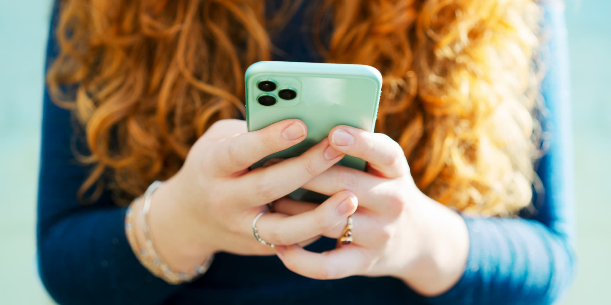 Rassurez-vous : utiliser votre smartphone au quotidien n'augmentera pas le risque de développer un cancer du cerveau.