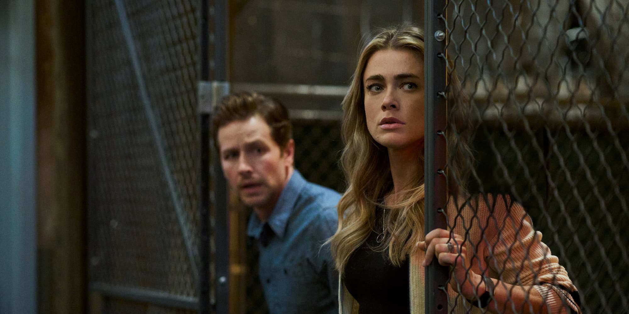 Josh Dallas (Ben Stone) et Melissa Roxburgh (Michaela Stone) dans l'épisode 11 de la saison 4 de Manifest.