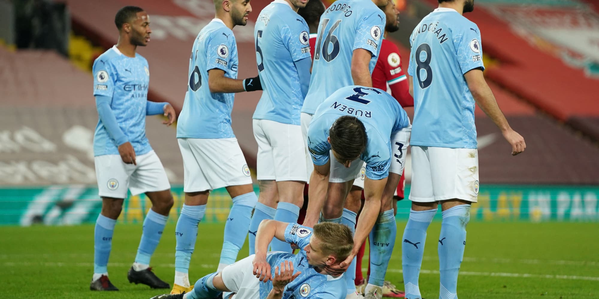 Les joueurs de Manchester City lors du match à Liverpool, le 7 février 2021 à Anfield Road