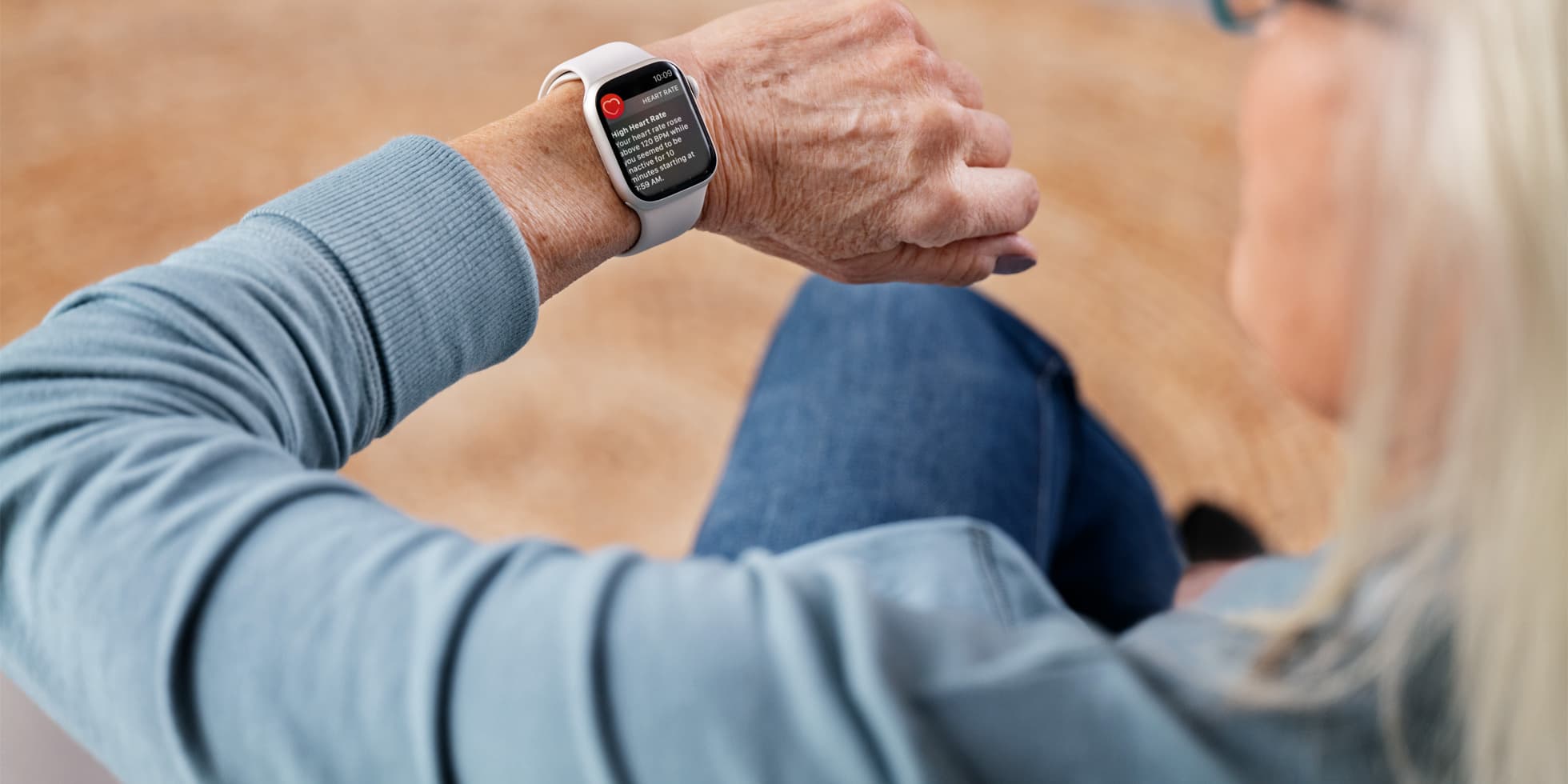 En détectant un rythme cardiaque anormal, son Apple Watch lui a sauvé la vie.