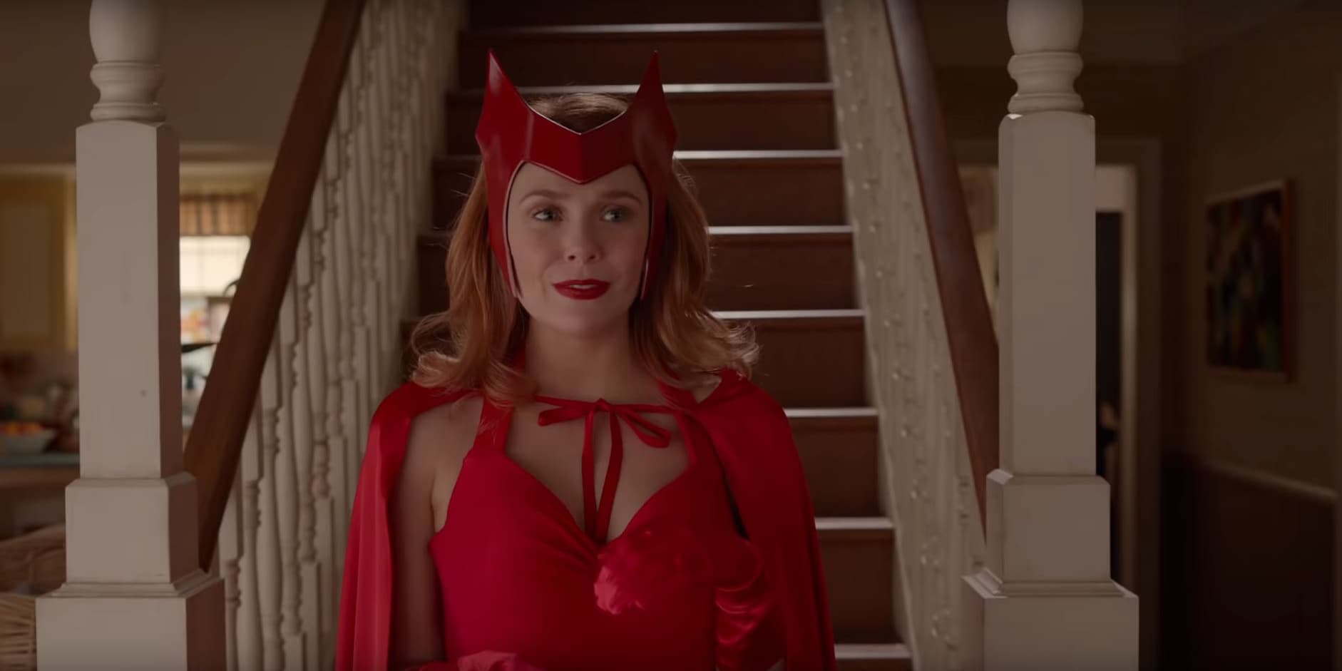Elizabeth Olsen redevient Wanda Maximoff et retrouve Vision dans la série WandaVision