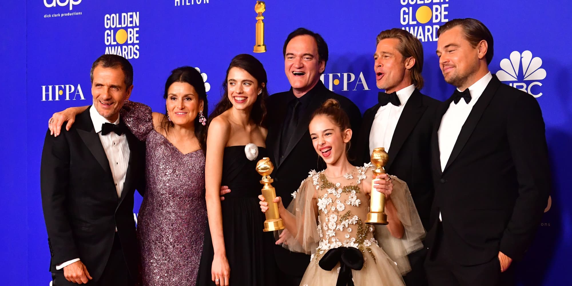 L'équipe du film "Once Upon a Time... in Hollywood", triomphante aux Golden Globes, à Beverly Hills, le 5 janvier 2020.