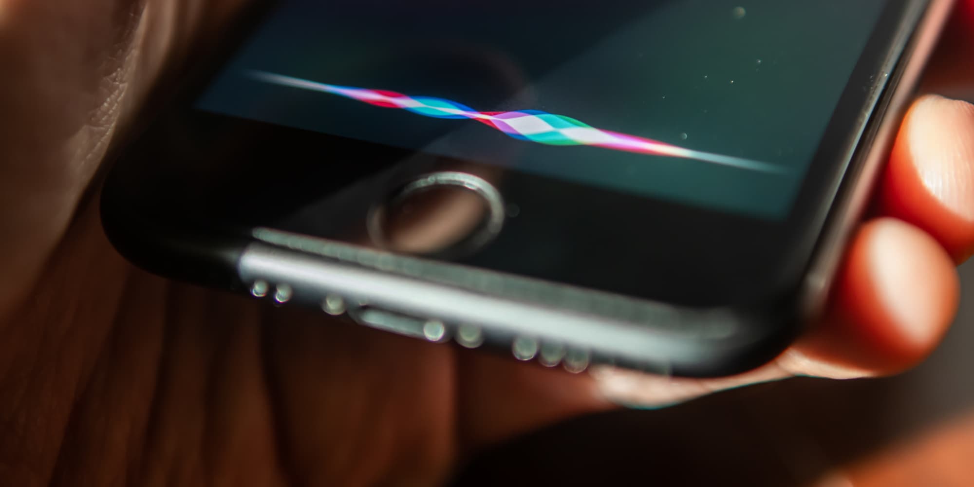 Siri ne cesse d'évoluer ! Il devrait un jour vous proposer des traductions et parler santé.