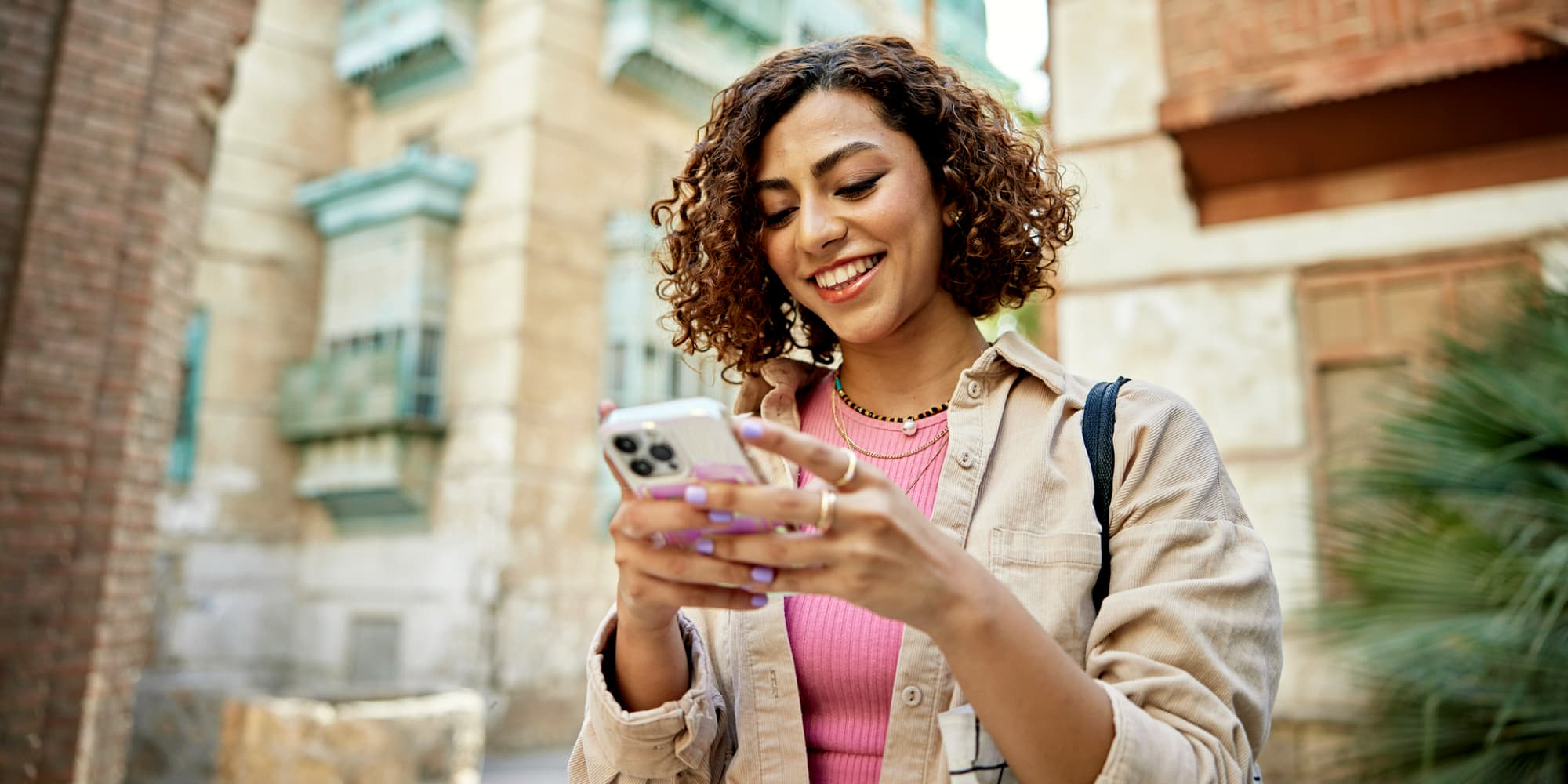 Profitez d'une jolie offre promotionnelle sur l'iPhone 15 Pro d'Apple chez SFR.
