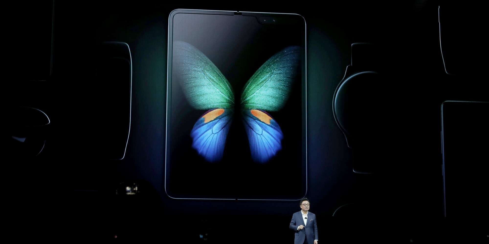 Plus d'un an après avoir révolutionné le marché mobile avec son premier smartphone pliable, Samsung devrait bientôt dévoiler le Galaxy Fold 2...