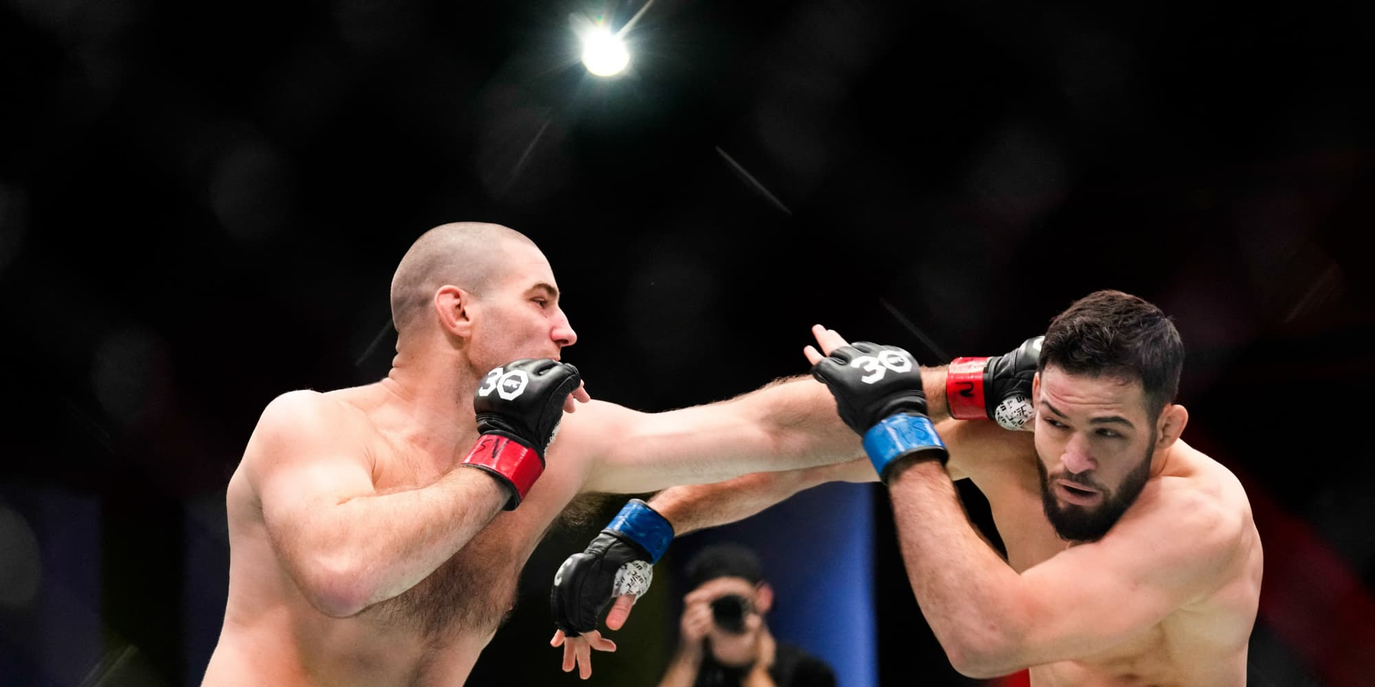 Sean Strickland lors de son combat contre Nassourdine Imavov, le 14 janvier 2023 à l'UFC Apex de Las Vegas.