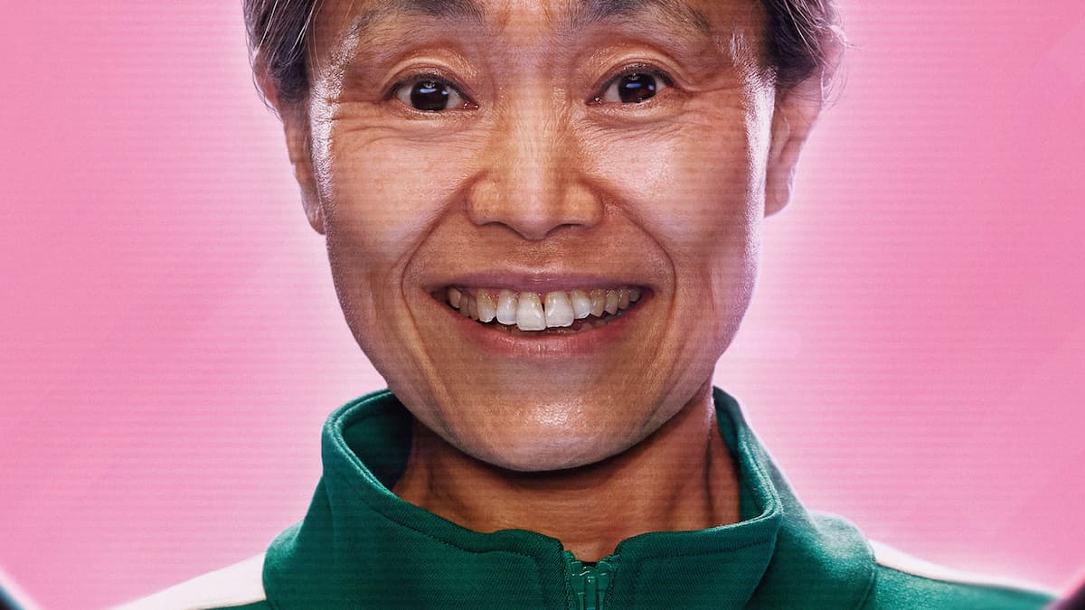 Kang Ae-sim est Geum-Ja dans la saison 2 de Squid Game. Kang Ae-sim est Geum-Ja dans la saison 2 de Squid Game.
