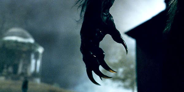 Rendez-vous avec le loup-garou sur SYFY, dans le film "Wolfman"...